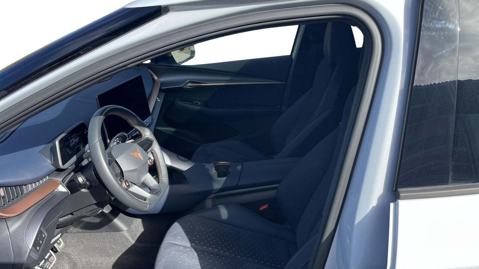 Cupra Tavascan 77 Adrenaline