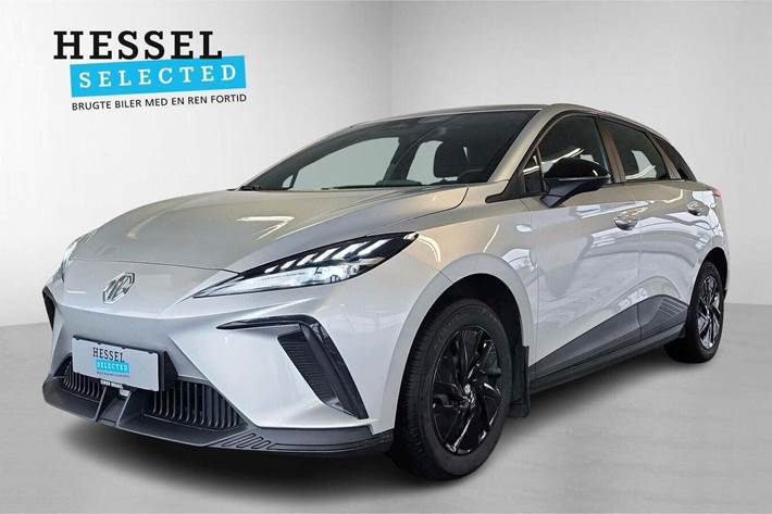 Sølv MG 4 fra 2023 set udefra