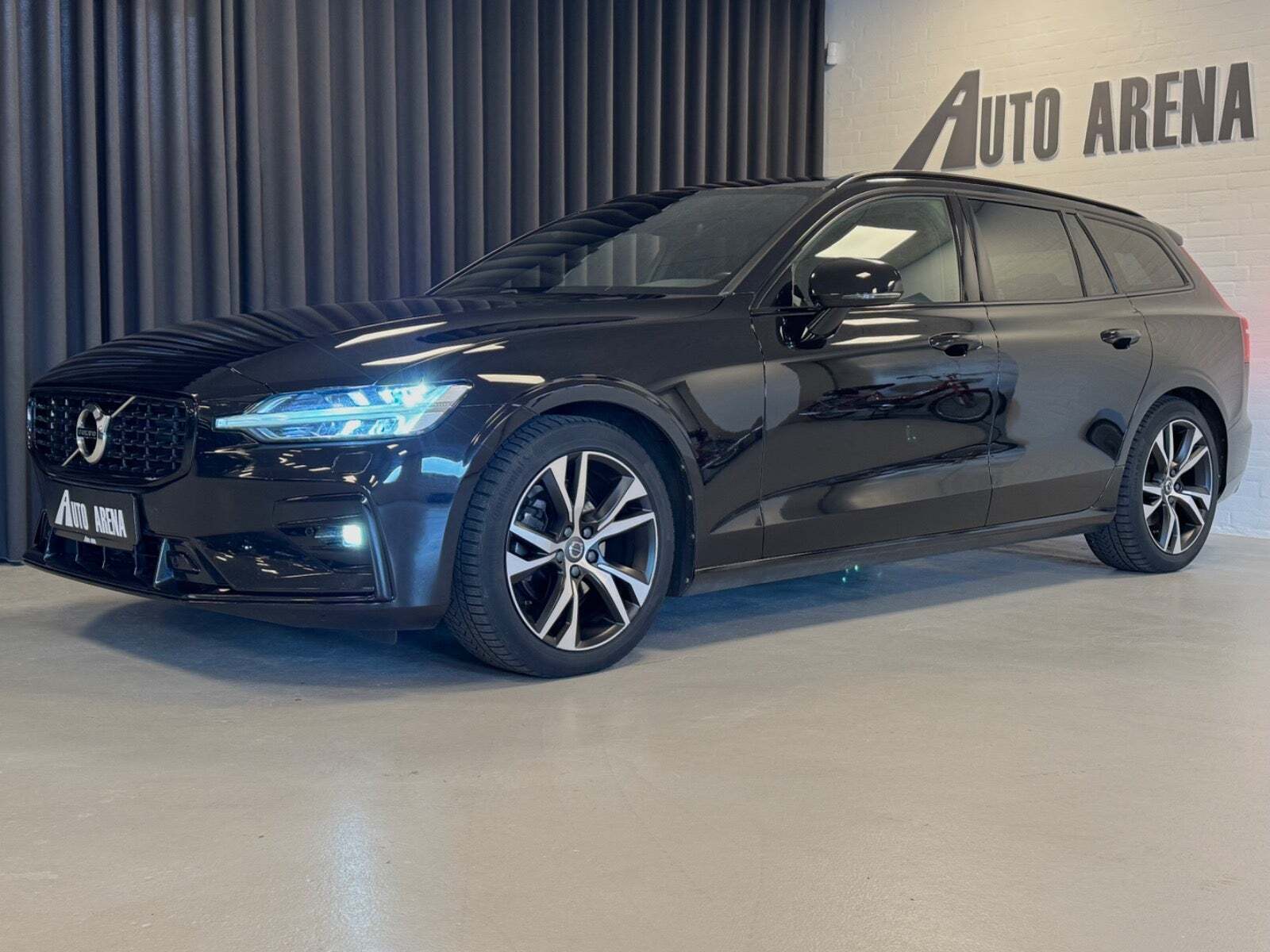 Volvo V60 2,0 B4 197 R-Design aut.