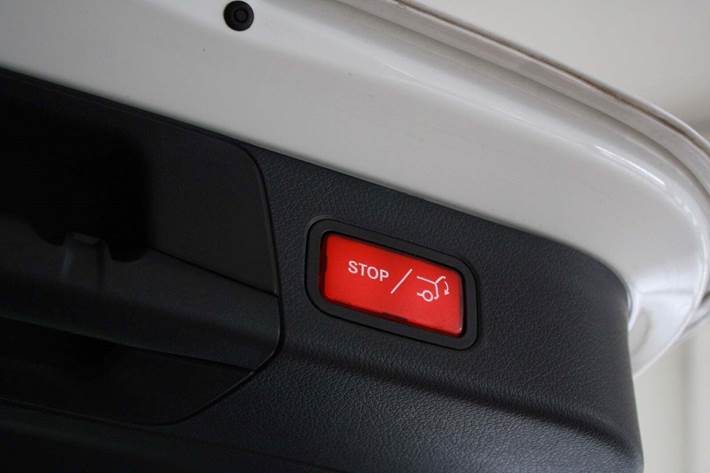 Hvid Mercedes B200 d fra 2020