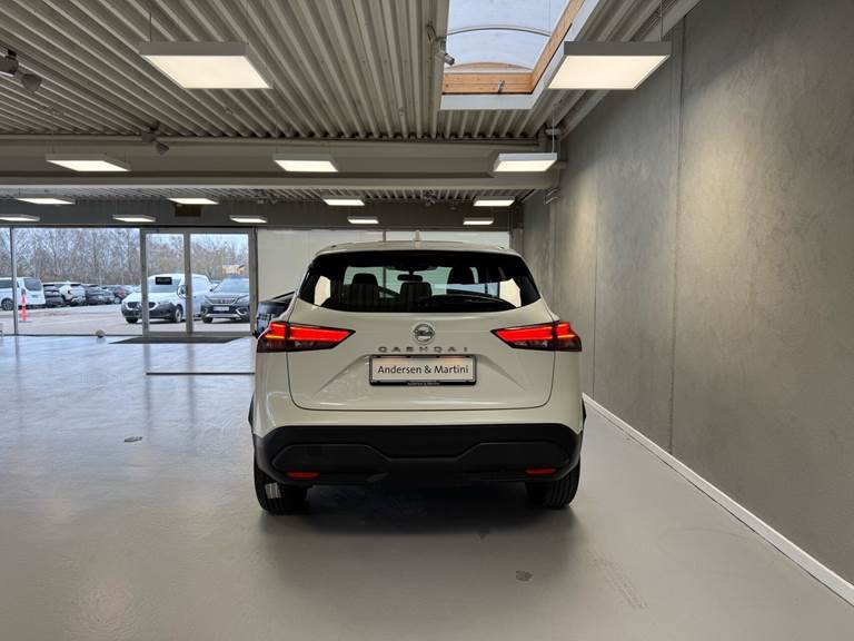 Nissan Qashqai 1,3 MHEV Mild hybrid Visia 140HK 5d 6g