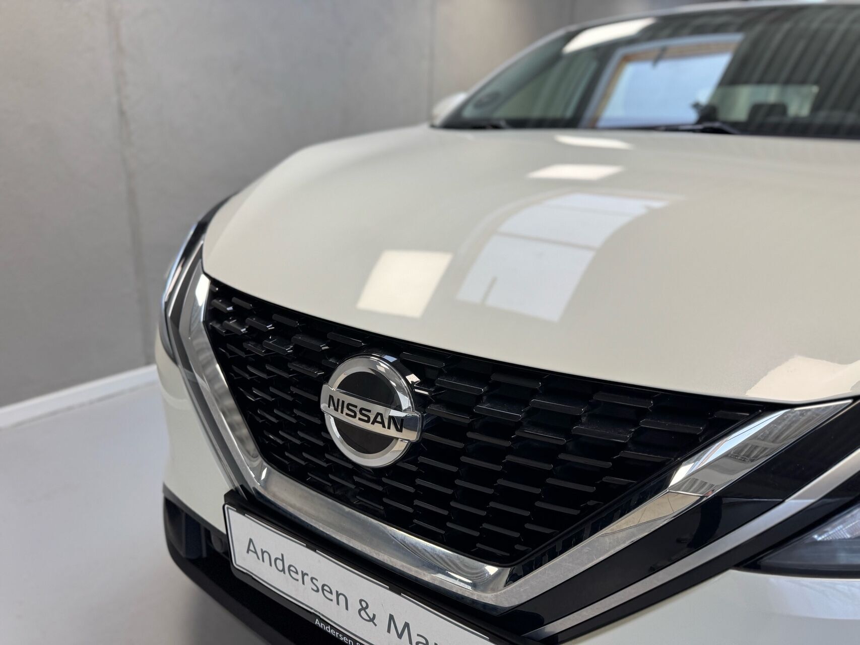 Hvid Nissan Qashqai fra 2022