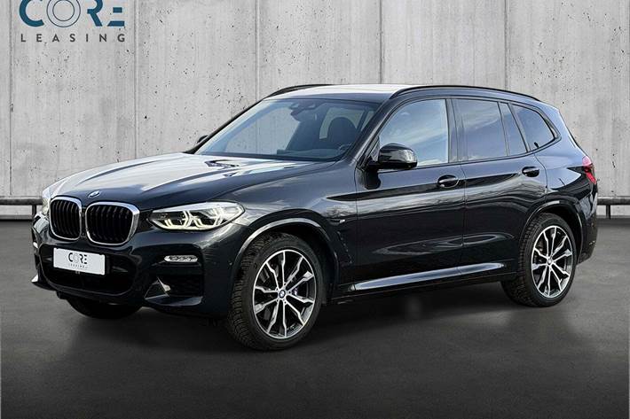 Grå BMW X3 fra 2018