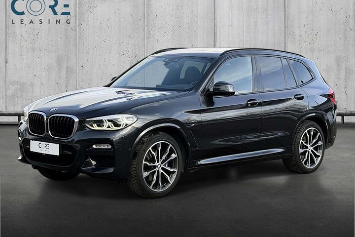 Grå BMW X3 fra 2018