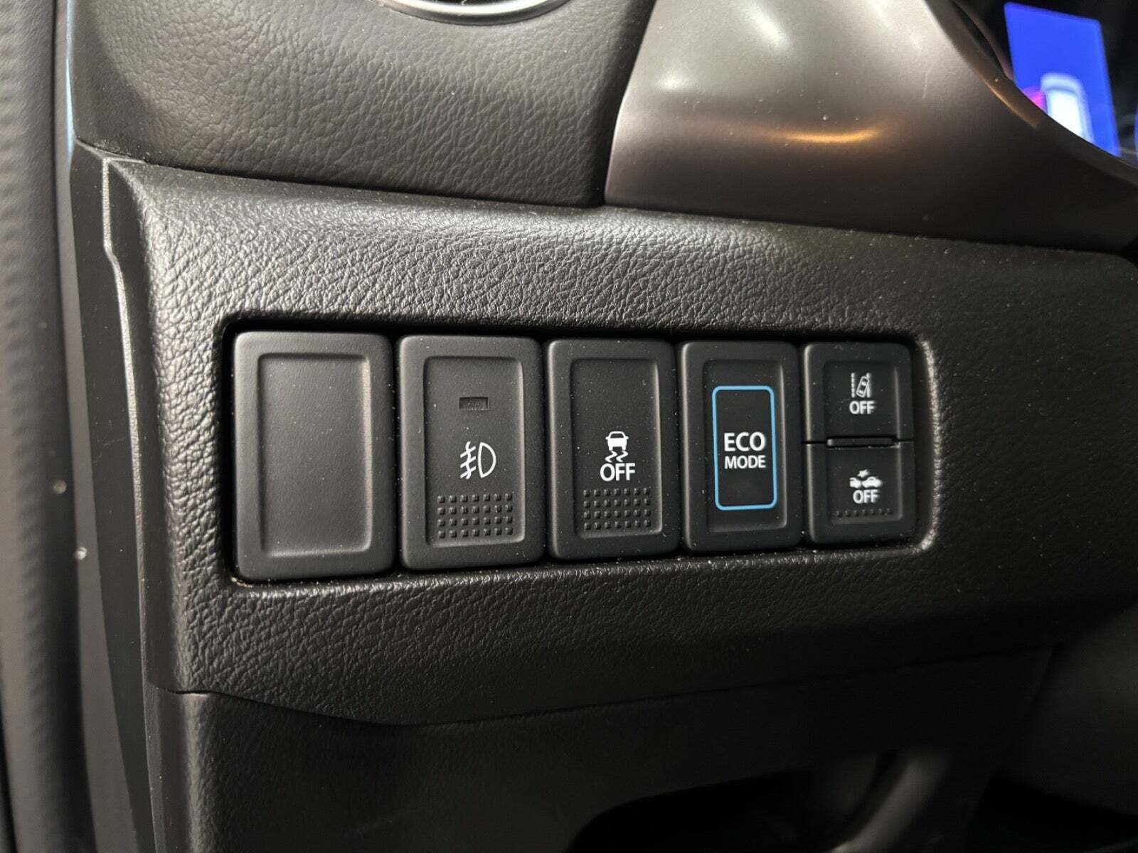 Sølv Suzuki Vitara fra 2022