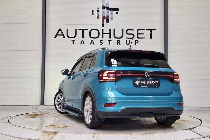 Turquoise VW T-Cross fra 2022