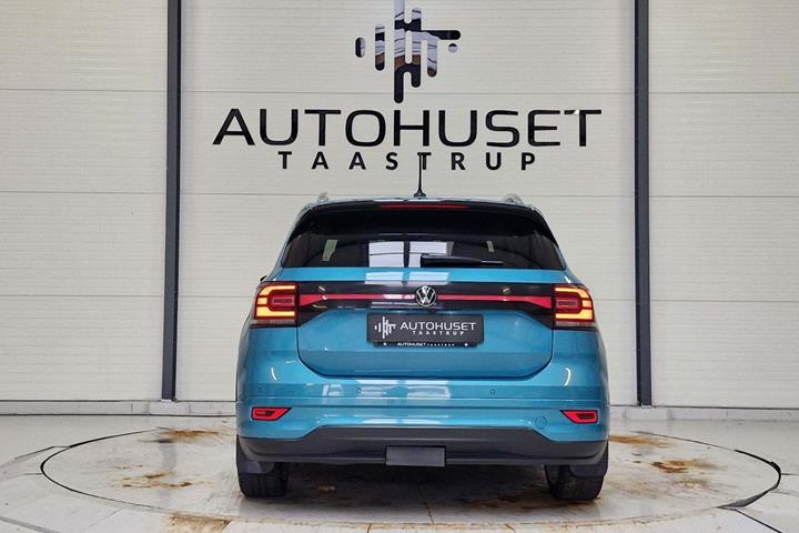 Turquoise VW T-Cross fra 2022