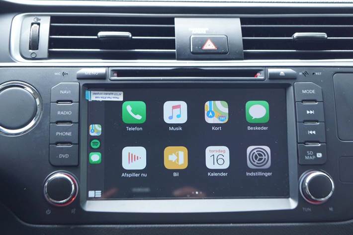 Grå Kia Rio fra 2015