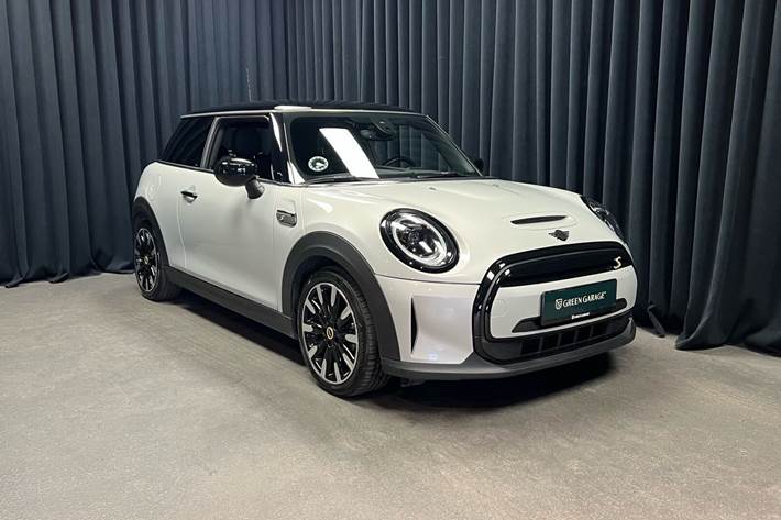 Hvid Mini Cooper fra 2022