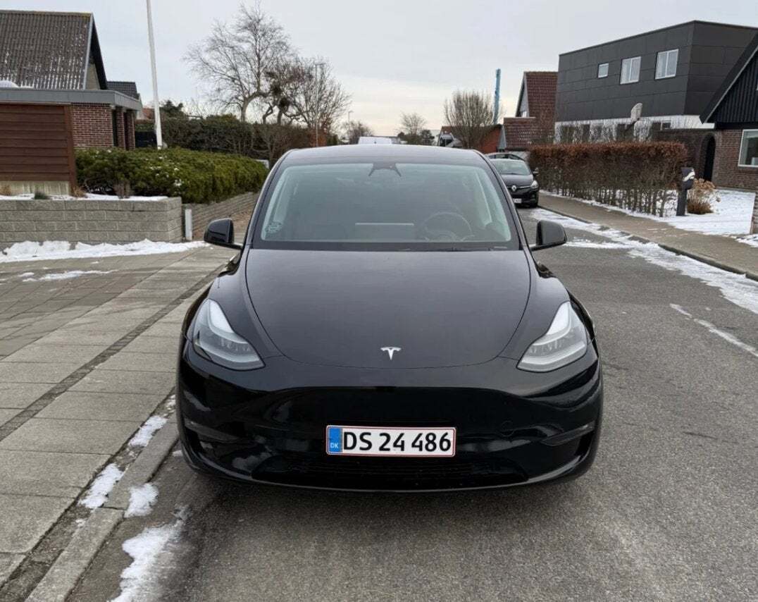 Tesla Model Y Performance AWD