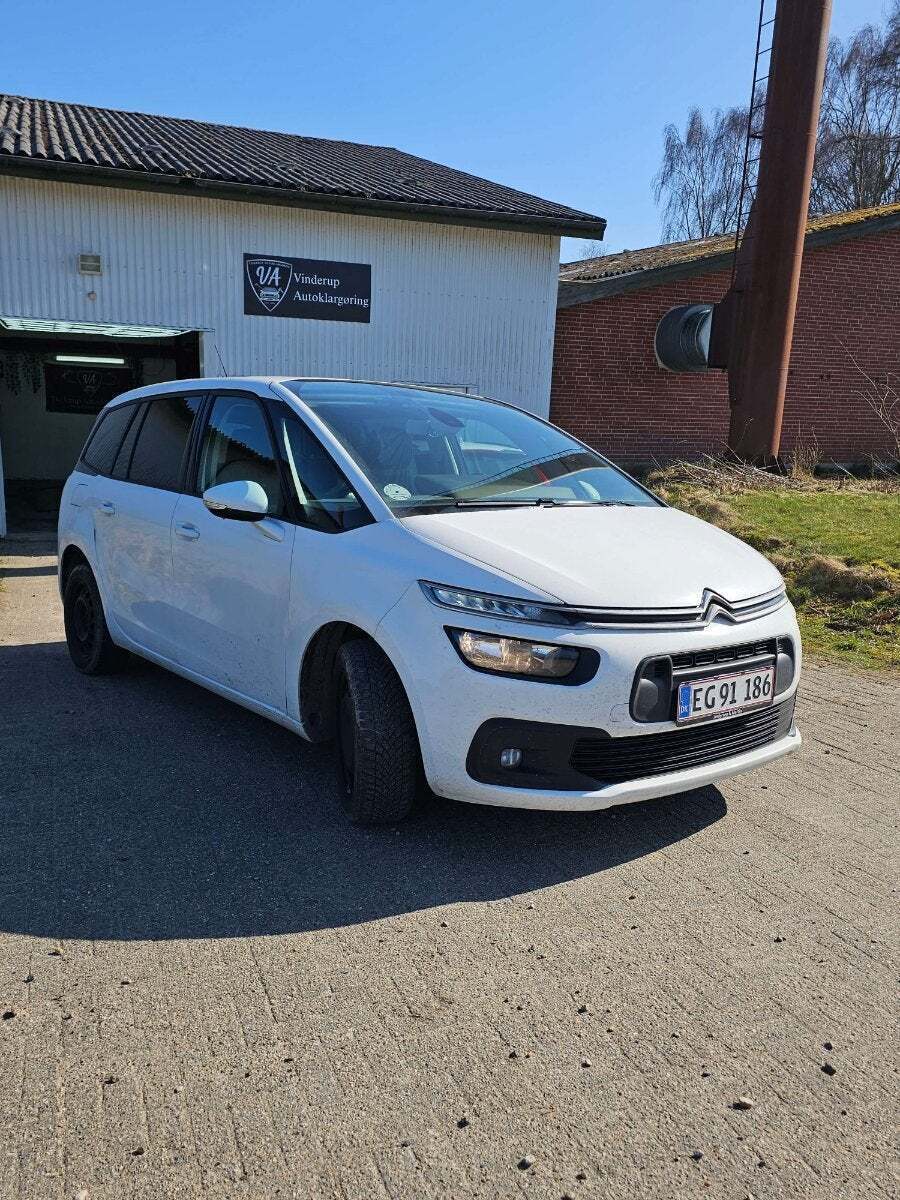 Citroën Grand C4 SpaceTourer 1,5 BlueHDi 130 Exclusive EAT8 7prs