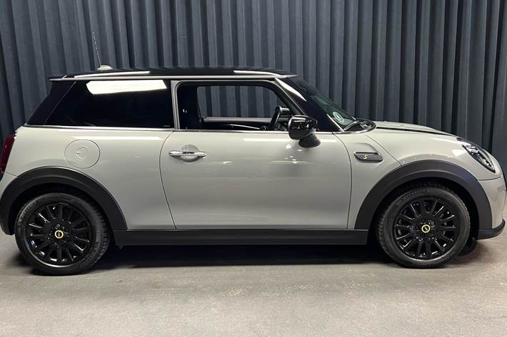 Grå Mini Cooper fra 2022