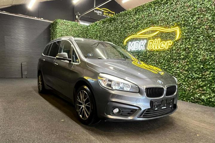 undefined BMW 218d fra 2016 set udefra