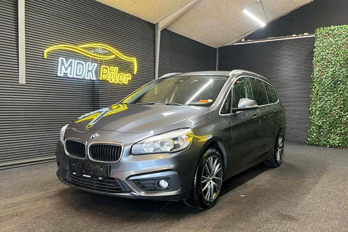 undefined BMW 218d fra 2016