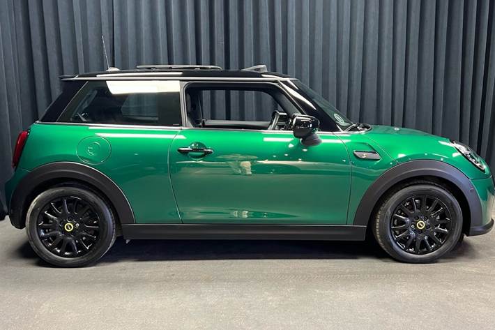 Grøn Mini Cooper fra 2023