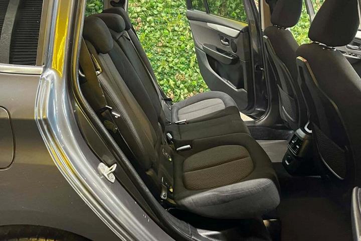 undefined BMW 218d fra 2016
