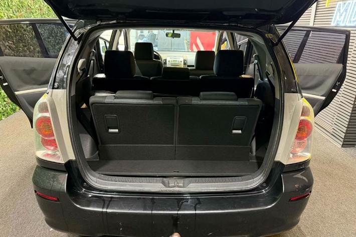 undefined Toyota Corolla Verso fra 2005