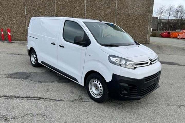 Hvid Citroën e-Jumpy fra 2025