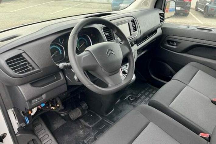 Hvid Citroën e-Jumpy fra 2025