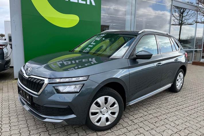 Grå Skoda Kamiq fra 2020 set udefra