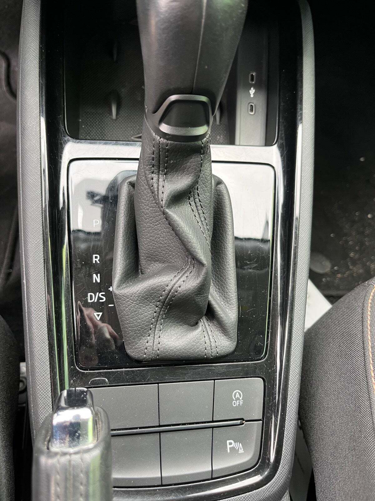 Grå Skoda Kamiq fra 2020