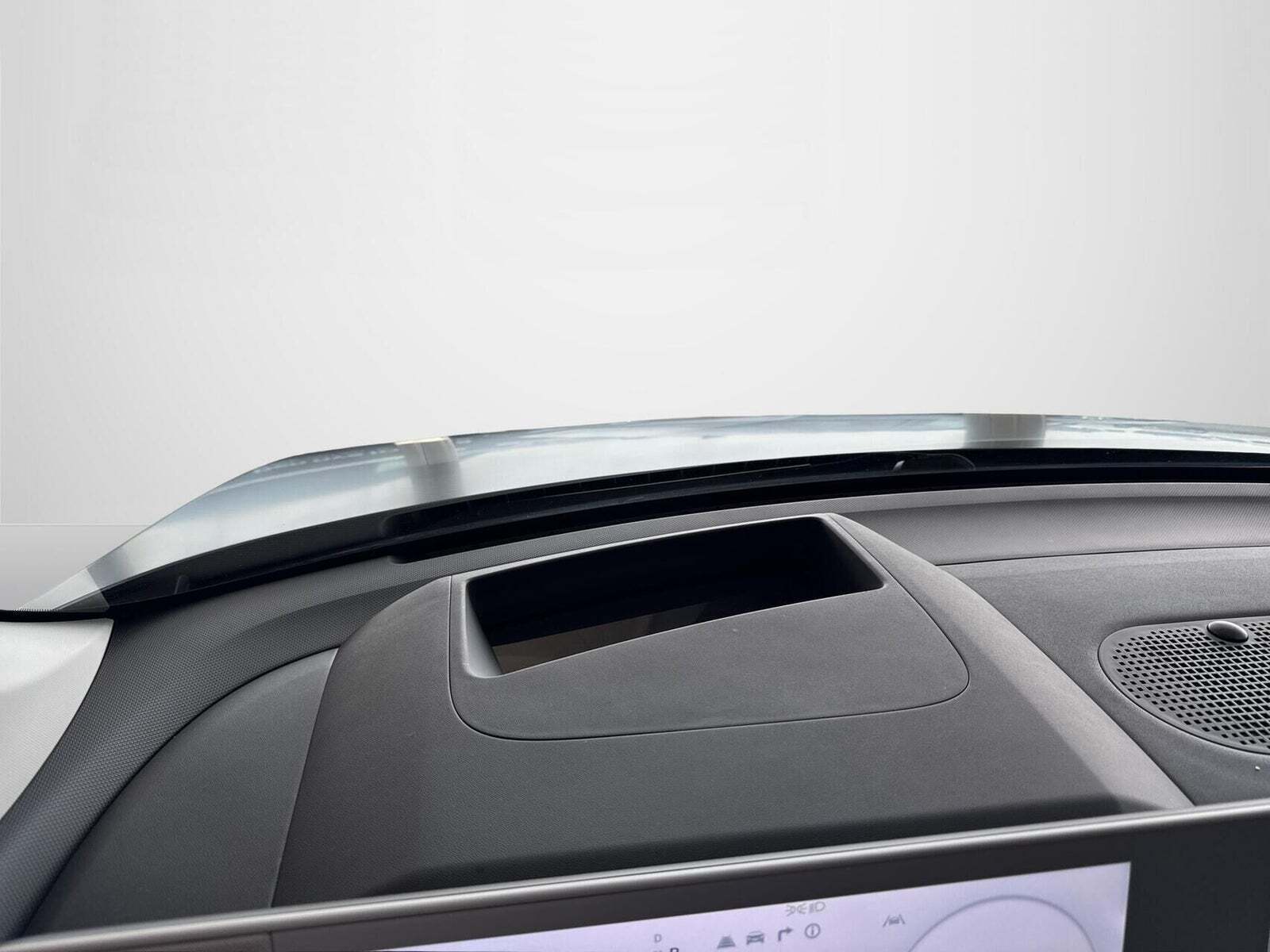 Grå Hyundai Ioniq 5 fra 2024