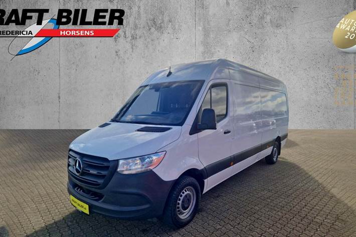 Hvid Mercedes Sprinter 317 fra 2020