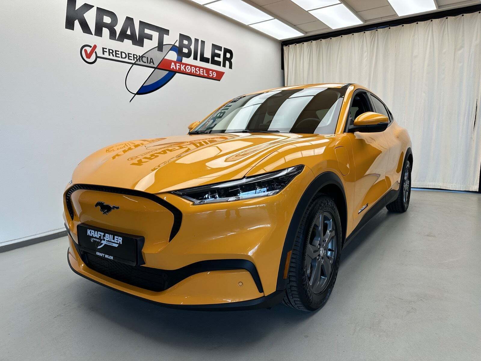 Ford Mustang Mach-E 88 Extended Range