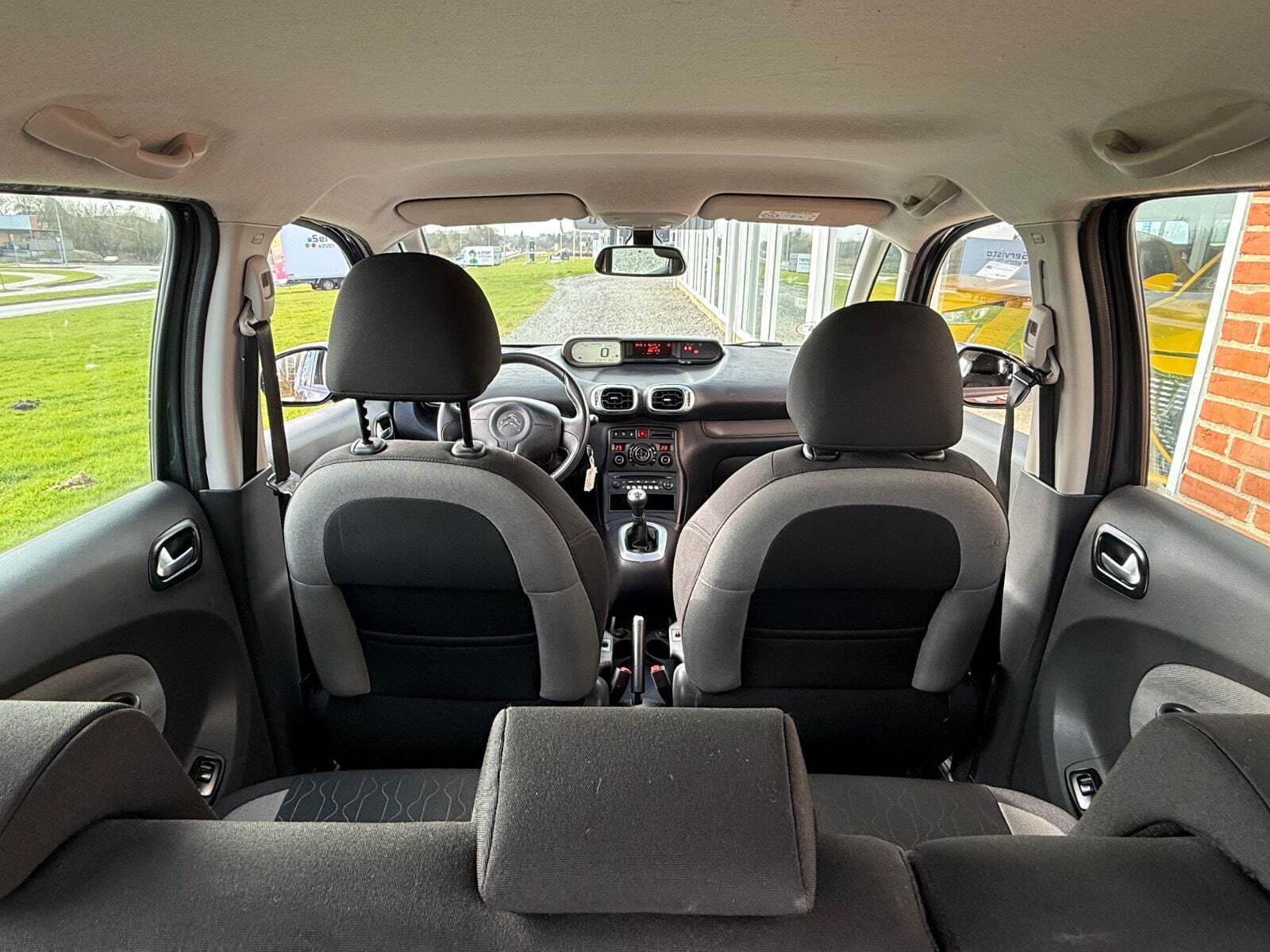 Grå Citroën C3 Picasso fra 2015