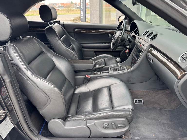 Audi A4 2,4 V6 Cabriolet