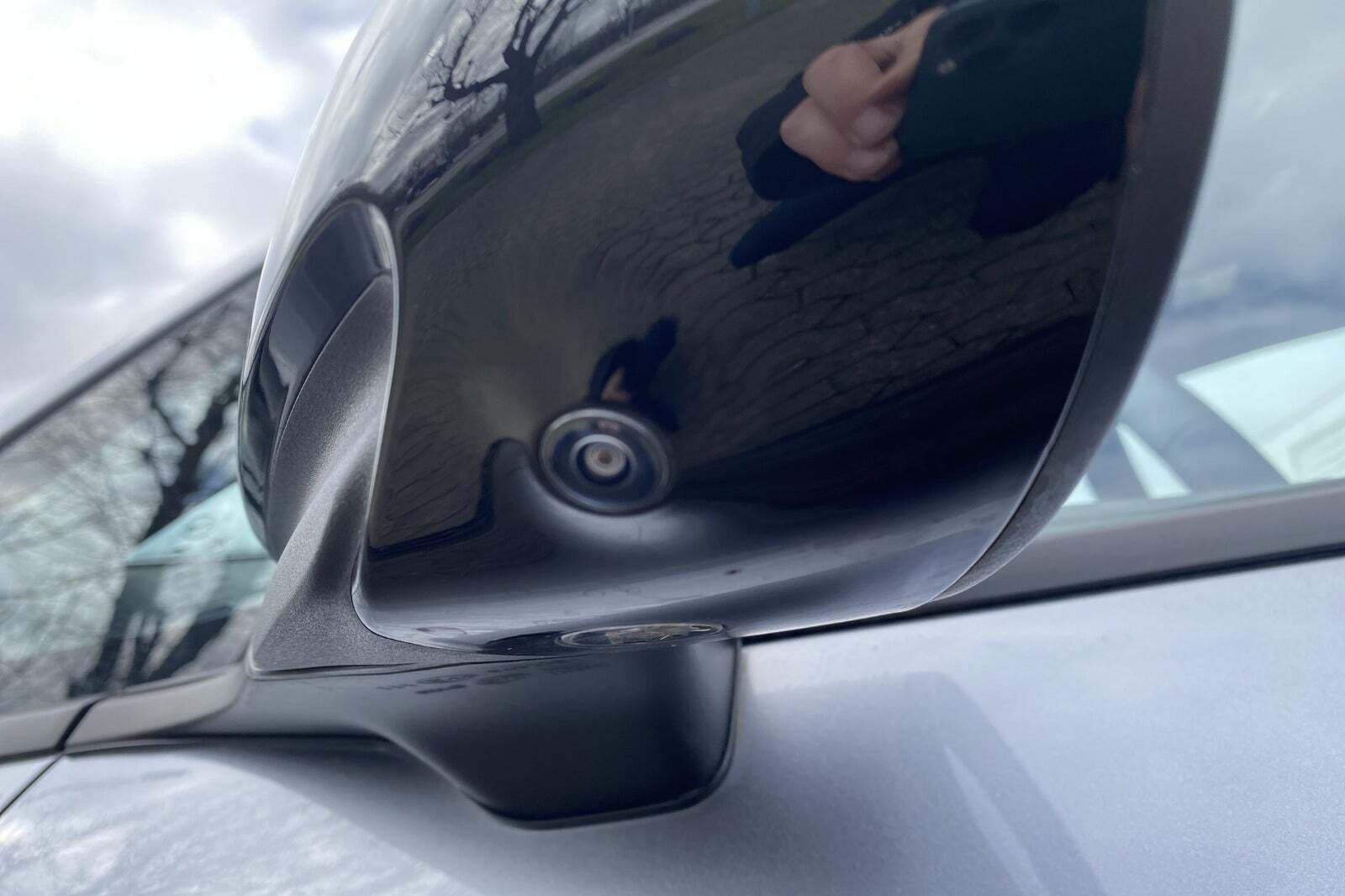 Grå BYD Dolphin fra 2024