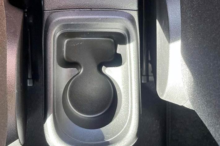 Pink Fiat 500e fra 2023