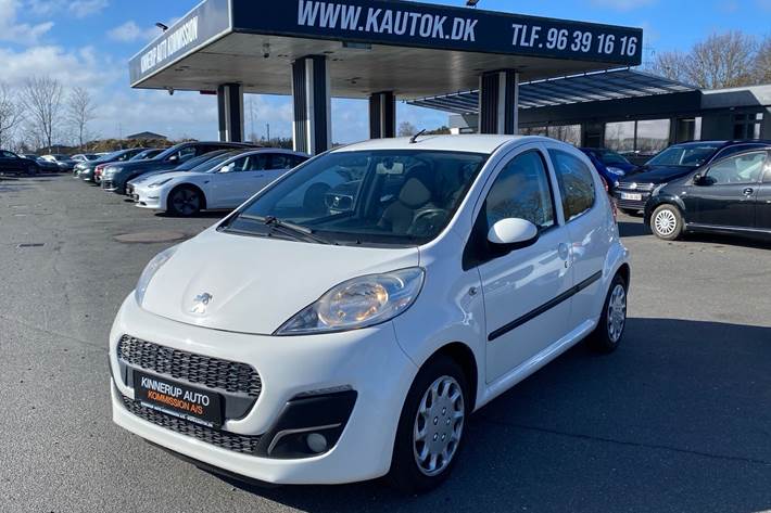 Hvid Peugeot 107 fra 2013