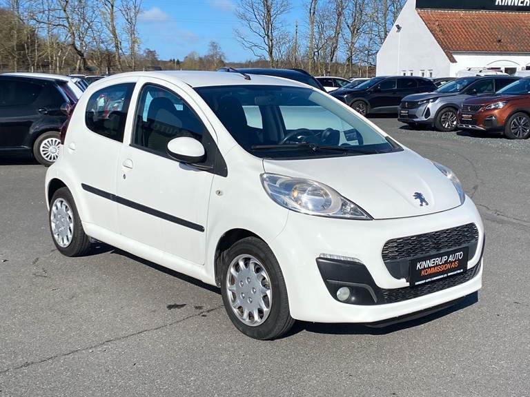 Peugeot 107 1,0 Cool 68HK 5d