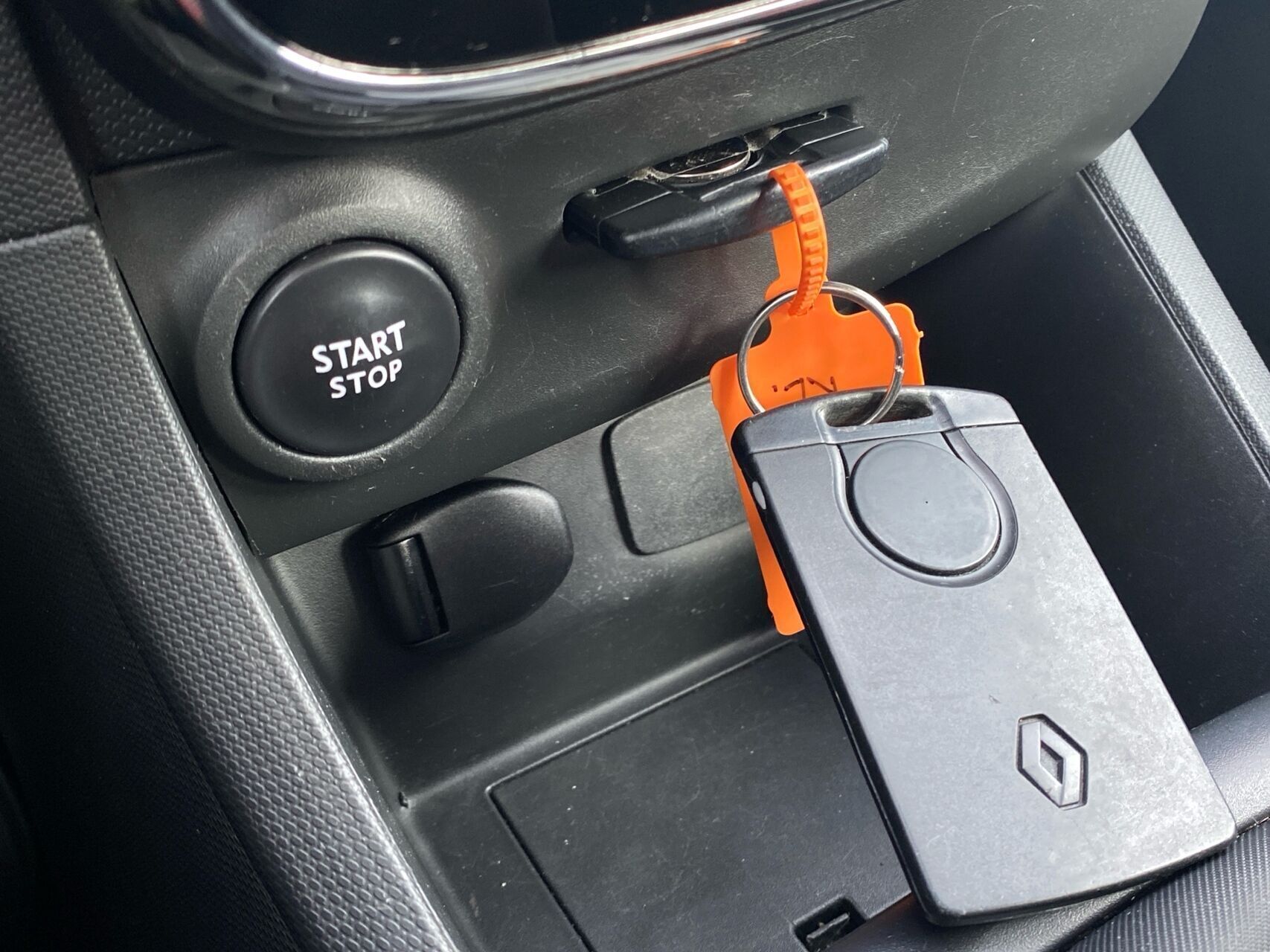 Hvid Renault Clio fra 2013