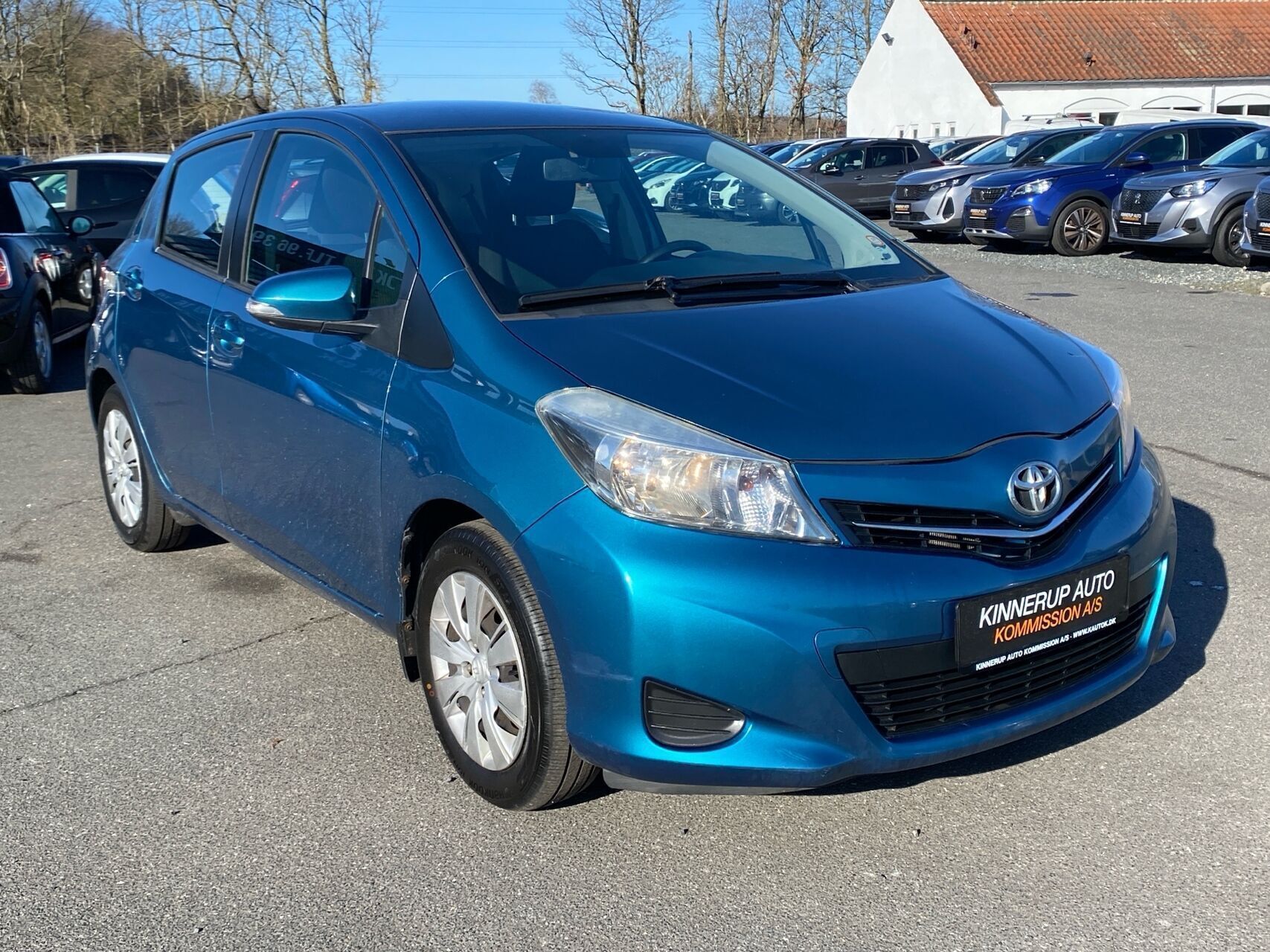 Toyota Yaris 1,0 VVT-I T2 69HK 5d