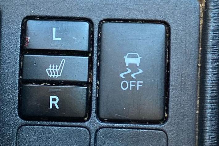 Turquoise Toyota Yaris fra 2012