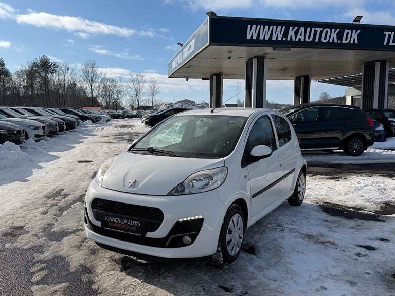 Peugeot 107 1,0 Active 68HK 5d