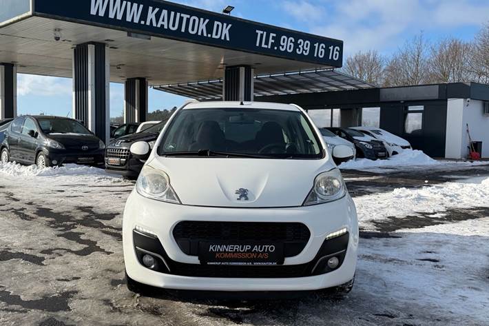 Hvid Peugeot 107 fra 2012