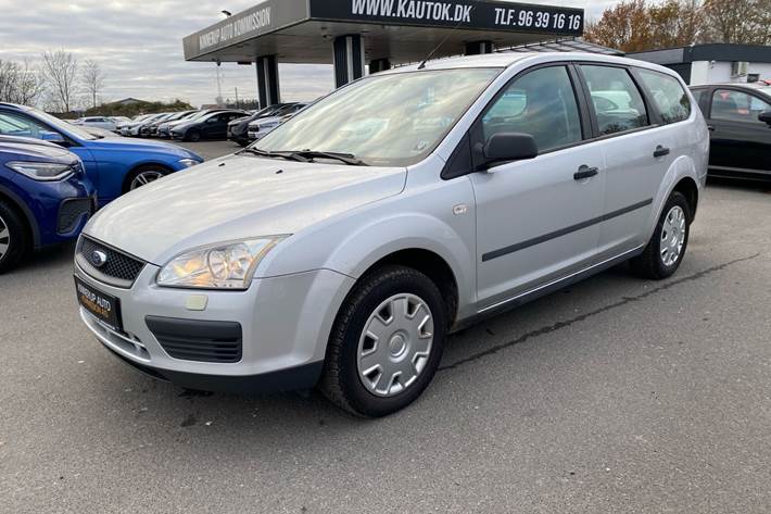 Sort Ford Focus fra 2005