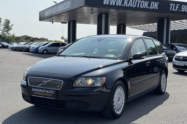 Sort Volvo V50 fra 2005