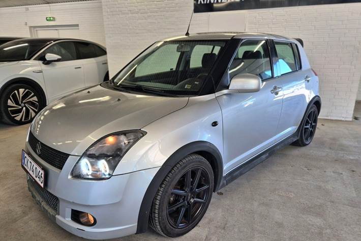 Sølv Suzuki Swift fra 2007