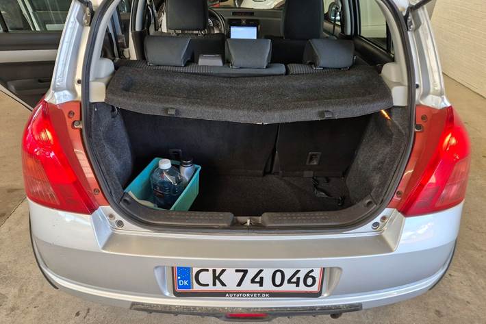 Sølv Suzuki Swift fra 2007