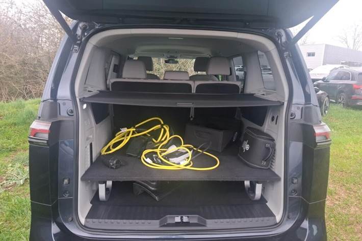 Blå VW ID.Buzz fra 2023