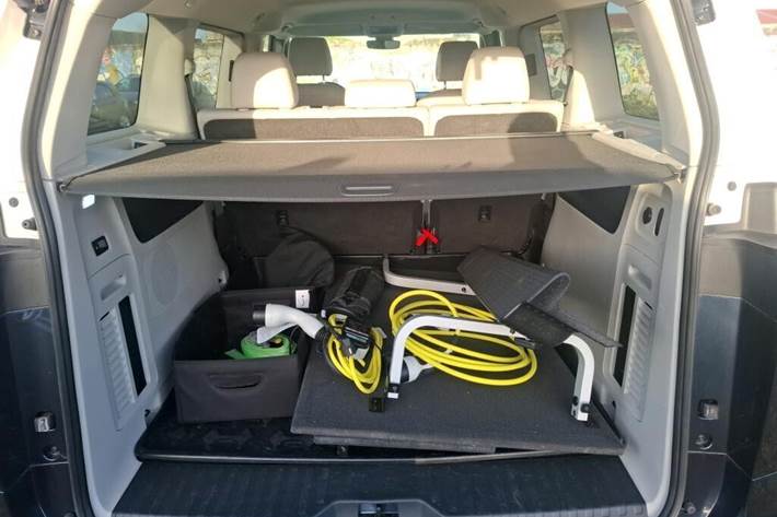 Blå VW ID.Buzz fra 2024