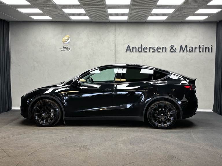 Tesla Model Y EL Long Range AWD 514HK 5d Aut.