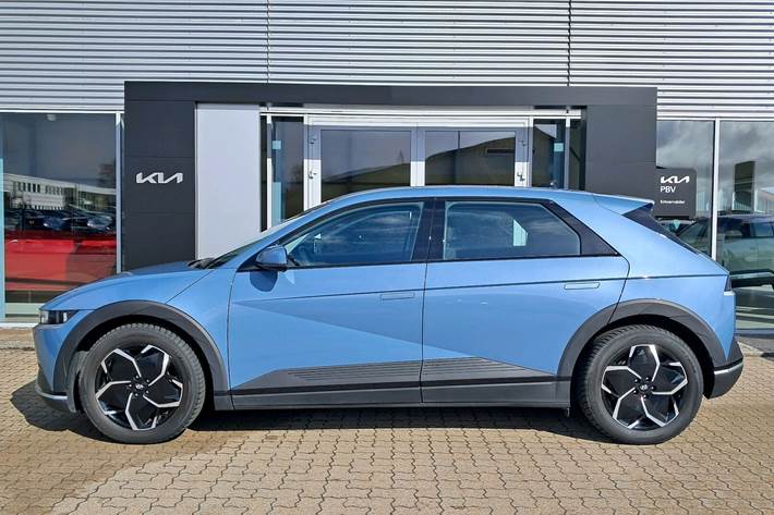 Blå Hyundai Ioniq 5 fra 2022