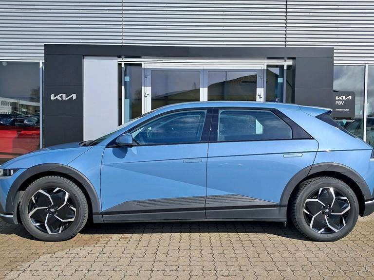 Hyundai Ioniq 5 Electric 77,4 kWh Essential 229HK 5d Aut.