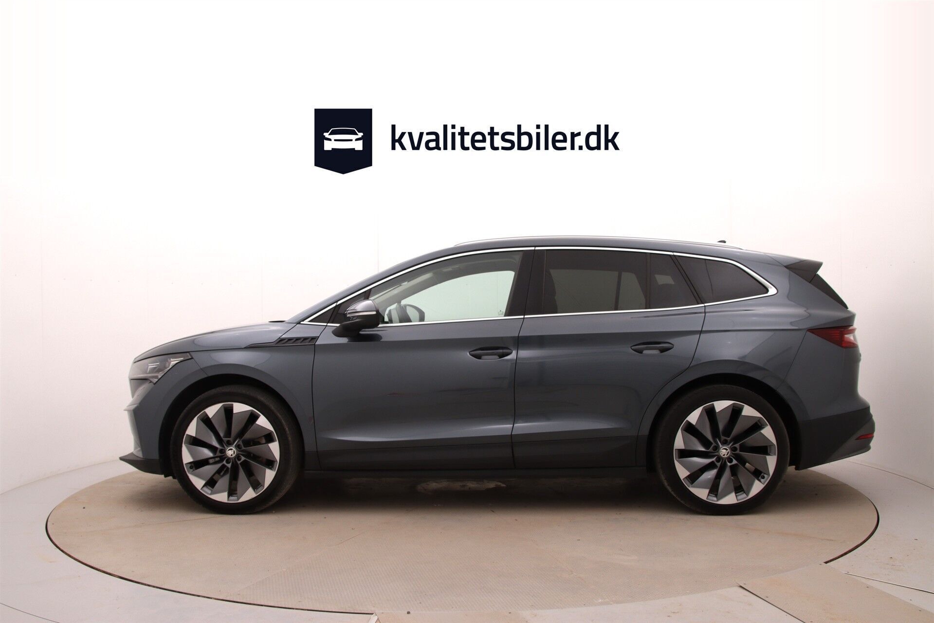 Skoda Enyaq 80 iV Design Selection Suite 204HK 5d Aut.