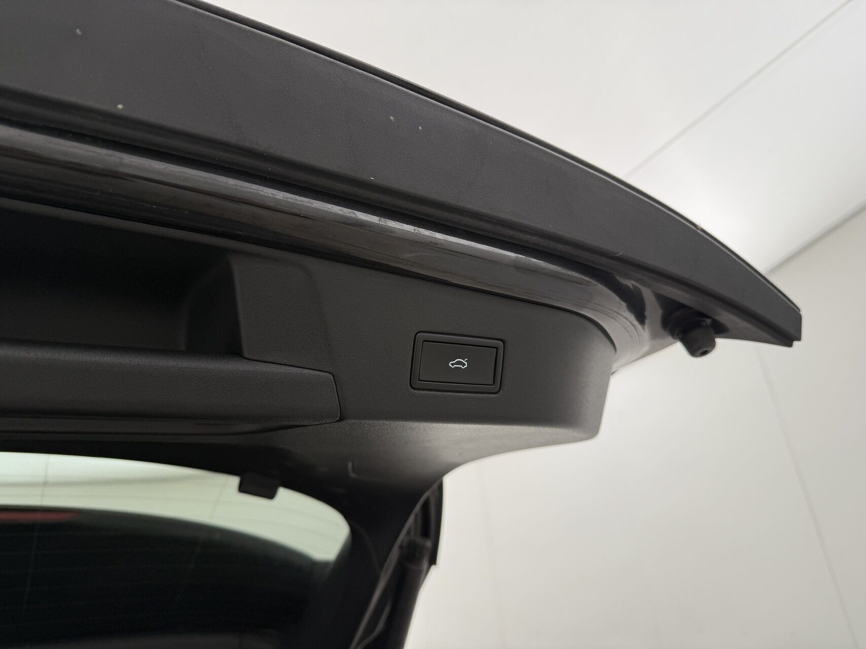 Grå VW ID.4 fra 2021